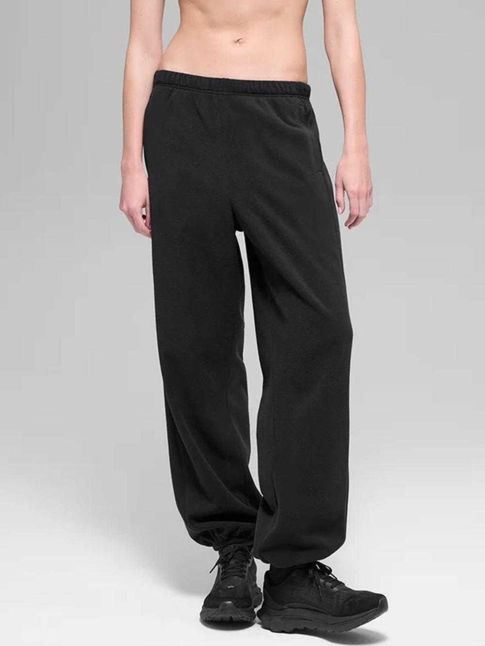 NWT ALO Yoga Polar Fleece High-Waist Retreat Jogger in Black - M